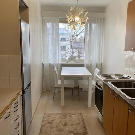 Bright With A Separate Kitchen *